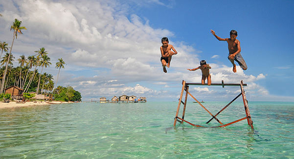 Street Children Photography by Thomas Tham 