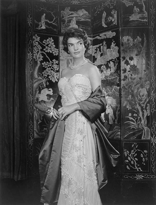 Jacqueline Kennedy - Portraits by Yousuf Karsh