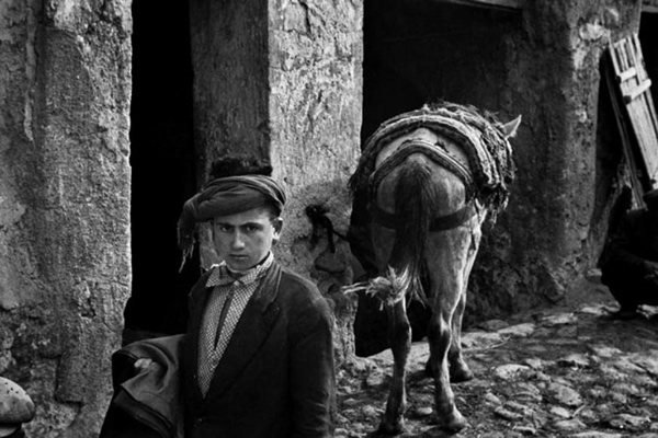 Ara Güler - Inspiration from Masters of Photography