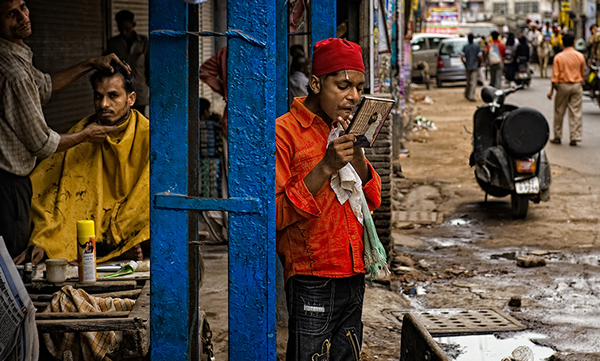 Mirror - Indian Color Street Photography