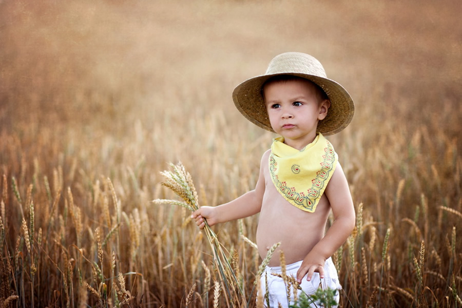 Children Portrait Photography by Tatyana Tomsickova