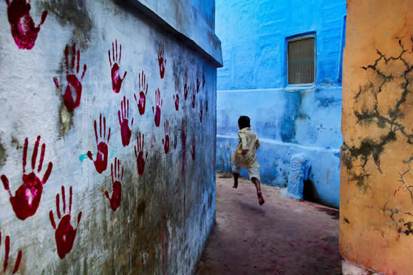 Steve McCurry - Inspiration from Masters of Photography