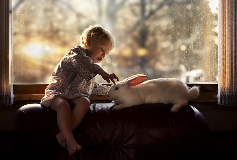 Elena Shumilova - Russian Mother Takes Amazing Portraits of Her Two Kids with Animals