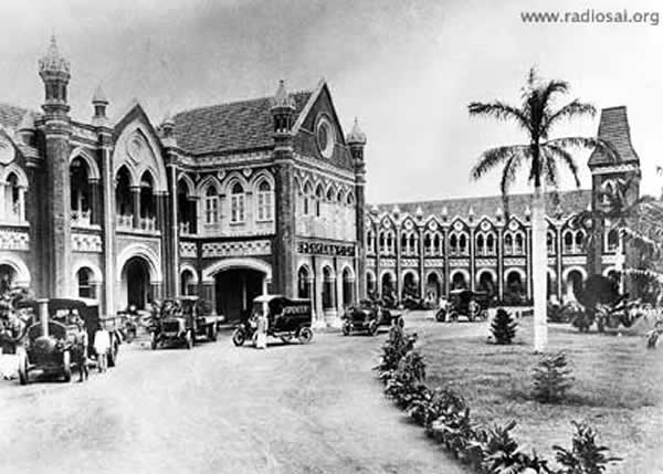 Mount Road - Madras (Chennai) - 1905