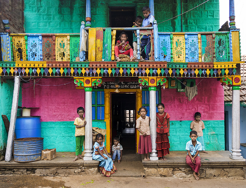 Street Photography in India - 50 Stunning Color Photos