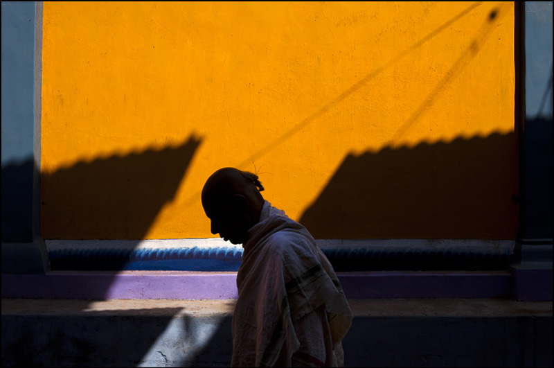 Street Photography in India - 50 Stunning Color Photos