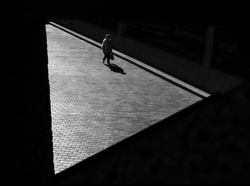 Magic with geometrical patterns in Street Photography by Rupert Vandervell