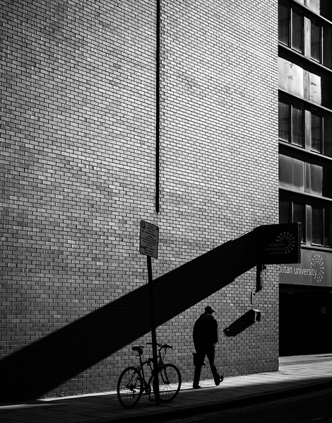 Magic with geometrical patterns in Street Photography by Rupert Vandervell