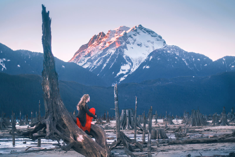 All alone in the most beautiful place on earth - Elizabeth Gadd and her stunning self-portraits