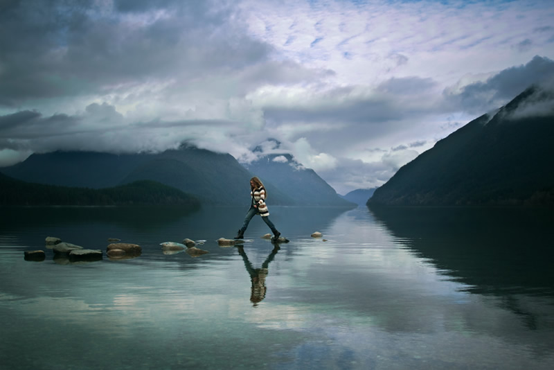 All alone in the most beautiful place on earth - Elizabeth Gadd and her stunning self-portraits