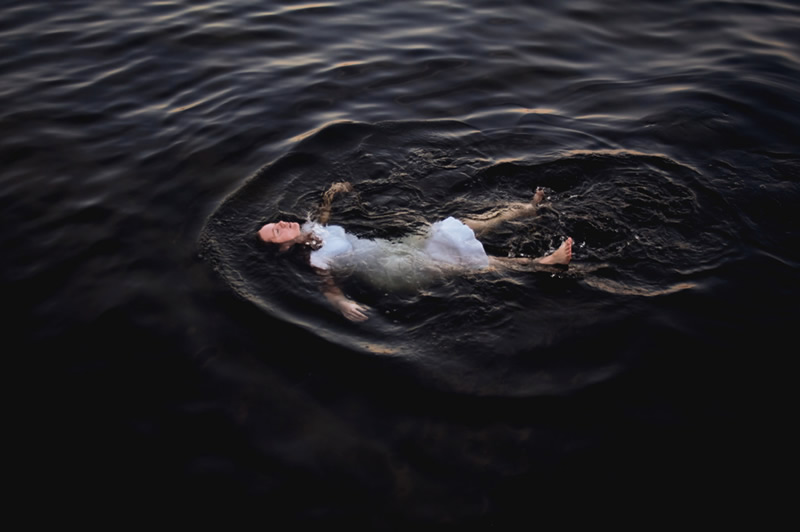 All alone in the most beautiful place on earth - Elizabeth Gadd and her stunning self-portraits