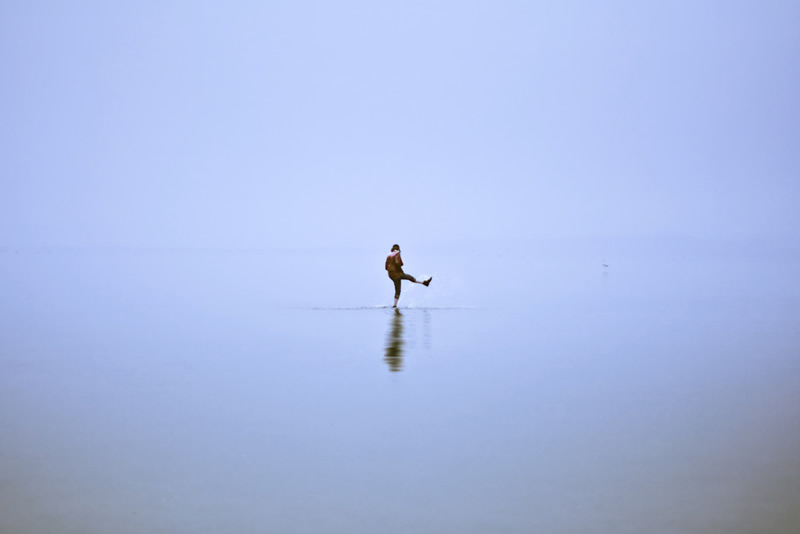 All alone in the most beautiful place on earth - Elizabeth Gadd and her stunning self-portraits