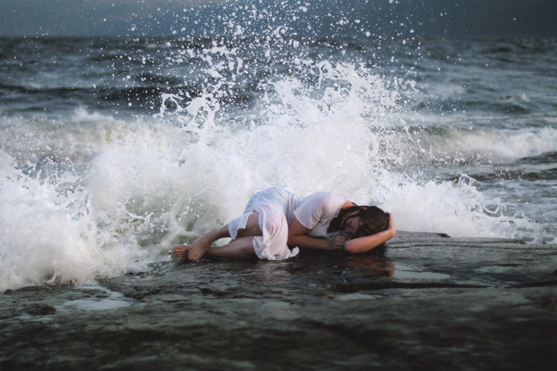 All alone in the most beautiful place on earth - Elizabeth Gadd and her stunning self-portraits