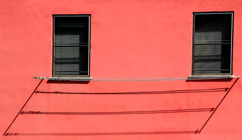 Abstractive and Minimalism Street Photography by Giovanni Tisocco