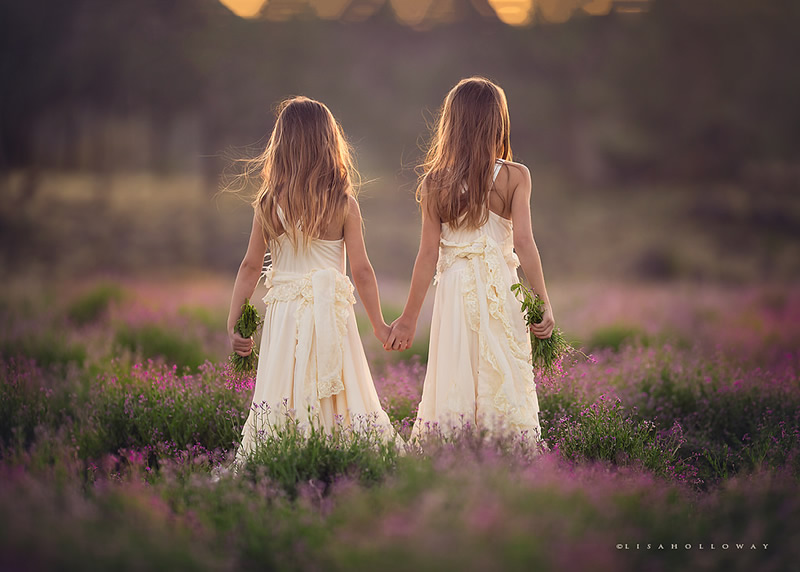 New Born and Children Portrait Photography by Lisa Holloway