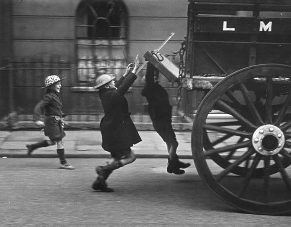 Great Black And White Photographs From The Masters Of Photography