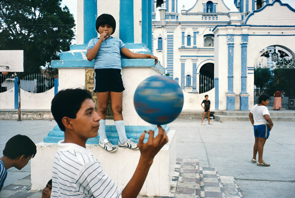 50 Great Color Photographs From The Masters Of Photography