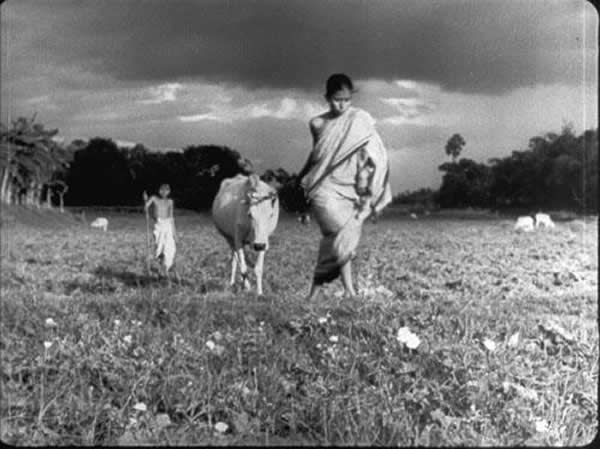 Satyajit Ray talking about Henri Cartier-Bresson's influence on him in his first film Pather Panchali