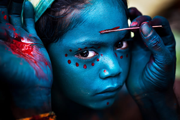 50 Extraordinary Photographs that can happen only in India