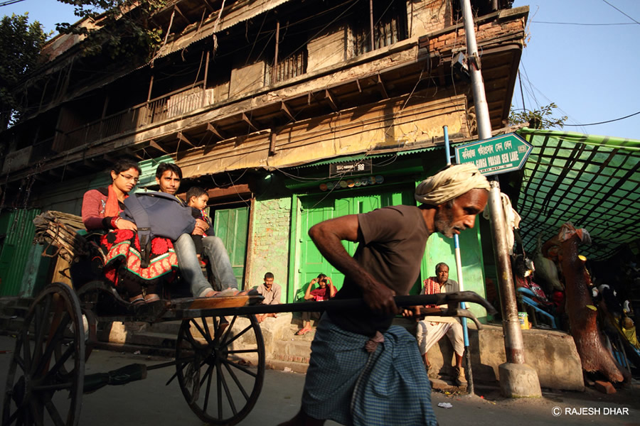 We are the People - Daily Life of Kolkata by Rajesh Dhar