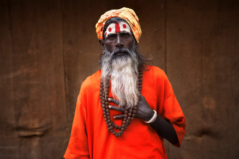 Bangladesh Photographer Pronov Ghosh Captures The Soulful Portraits of Cultural People 