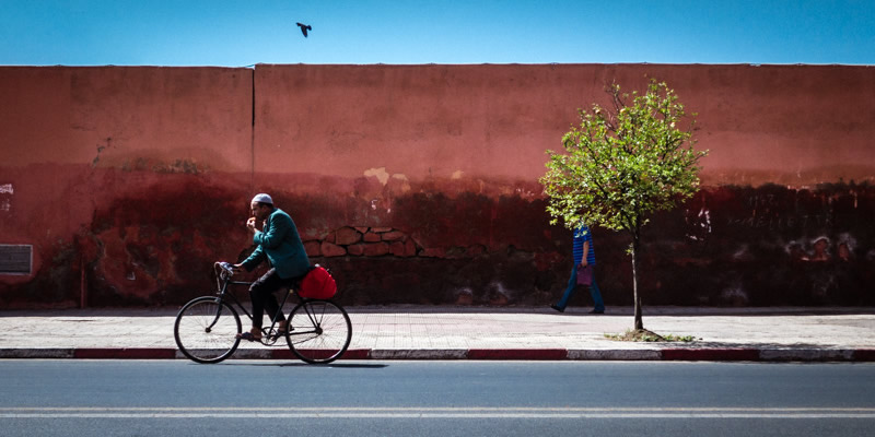 Inspiring Street Photography by Belgian Photographer Ronald Grauer