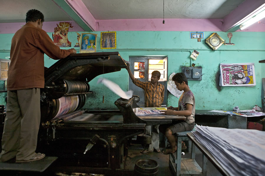 Tent Moments - Photo Story About The Disappearance Of The Travelling Cinema By Pradeep K S