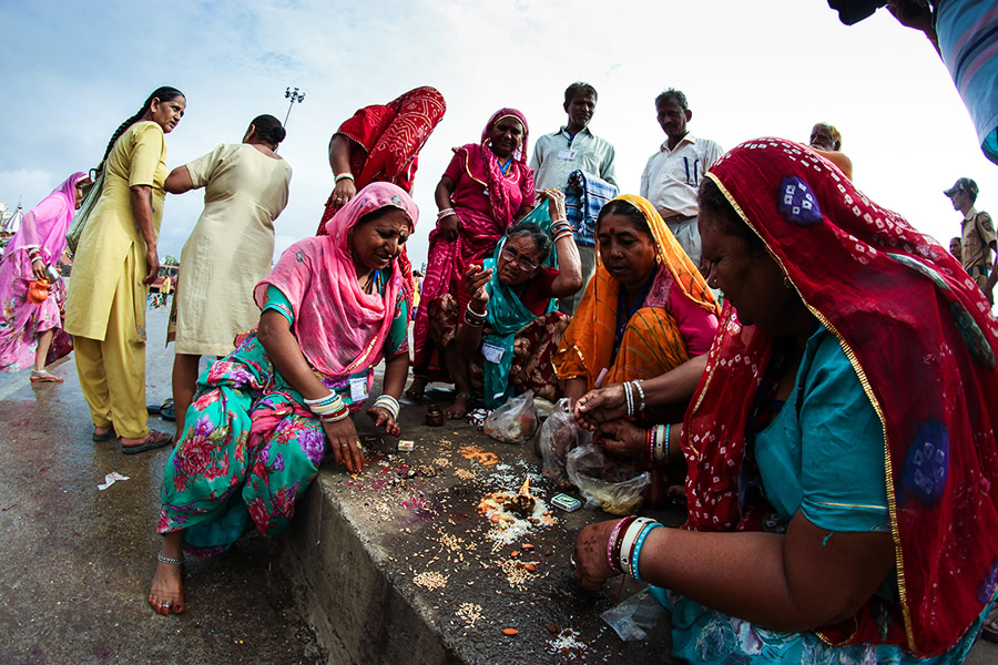 The Essence of Nasik Kumbhmela 2015, Maharastra, India - Photo Story By Srivatsan Sankaran