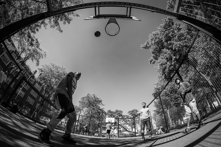 Excellent Extreme Wide Angle Street Photography Willem Jonkers