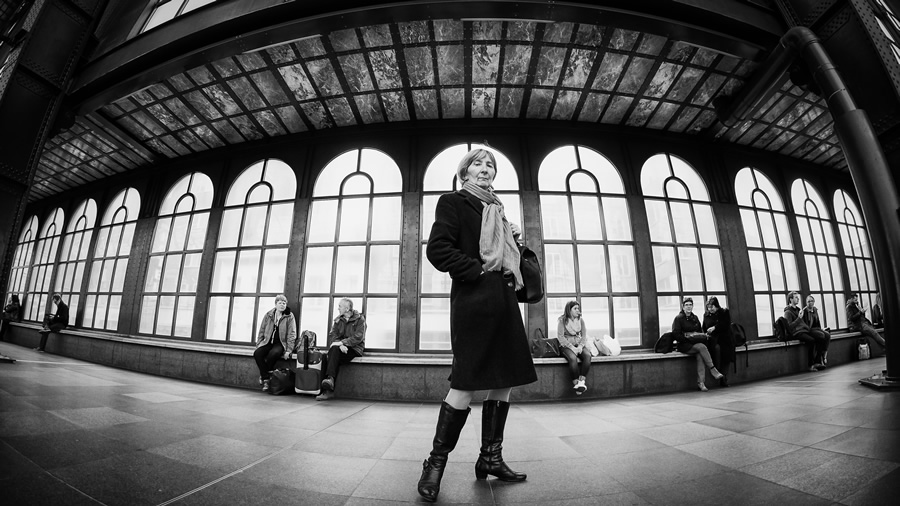 Excellent Extreme Wide Angle Street Photography Willem Jonkers