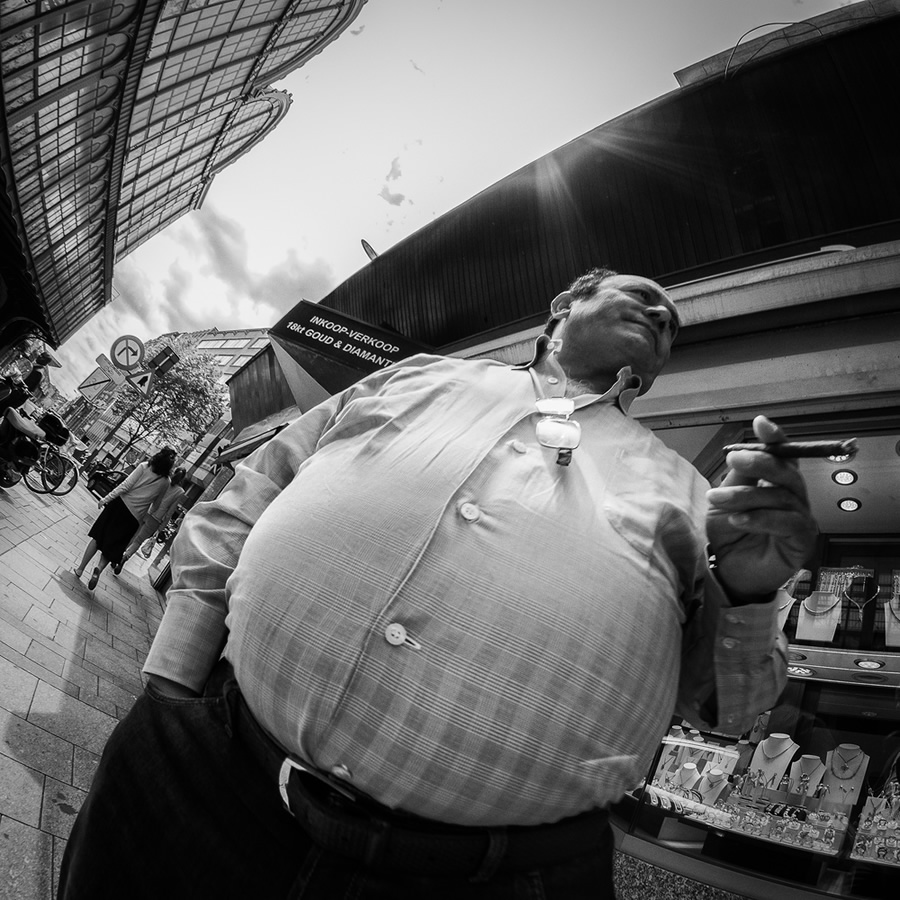 Excellent Extreme Wide Angle Street Photography Willem Jonkers