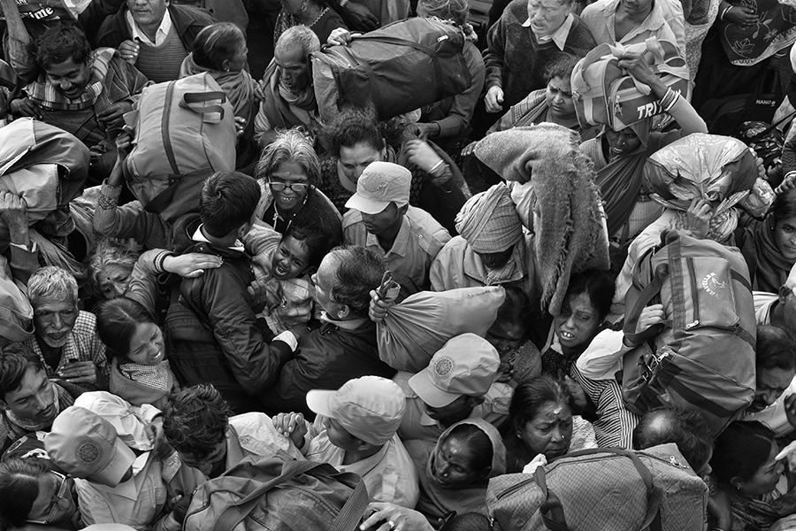 The Gangasagar Mela - Photo Series By Indian Photographer Sushavan Nandy