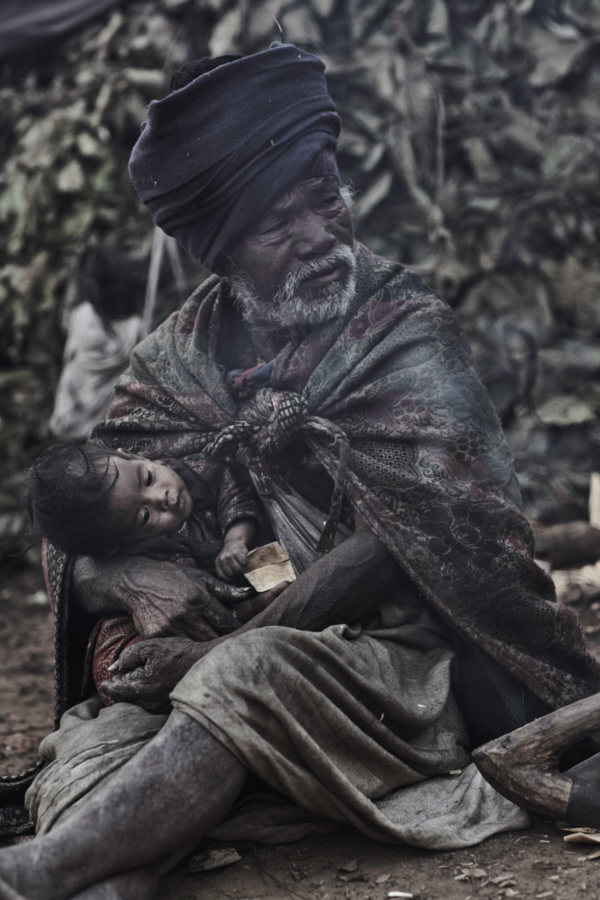 The Last Nomadic Hunters And Gatherers Of The Himalayas - Photo Series By Jan Moller Hansen