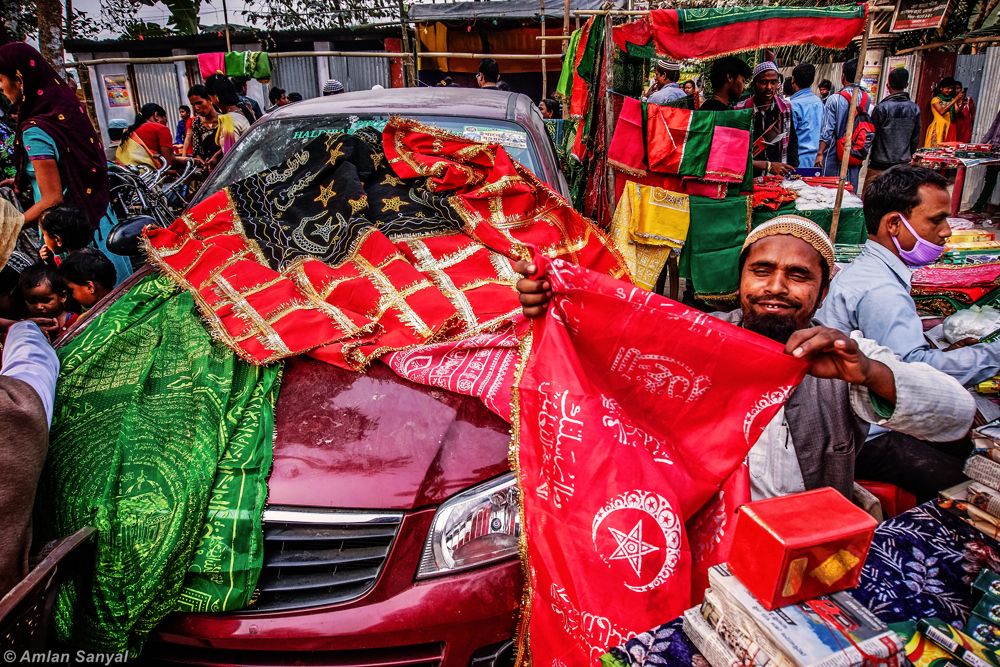 Fair And A Bond At The Border - Photo Series By Amlan Sanyal