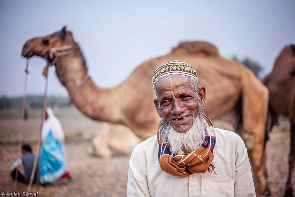 Fair And A Bond At The Border - Photo Series By Amlan Sanyal