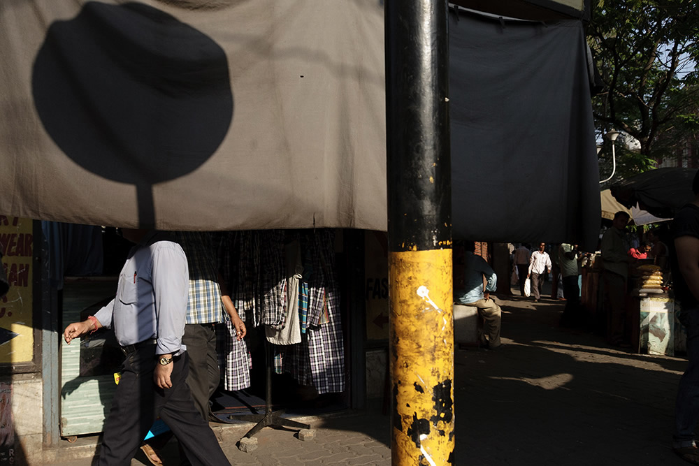 Soumyendra Saha - Street Photographer from India