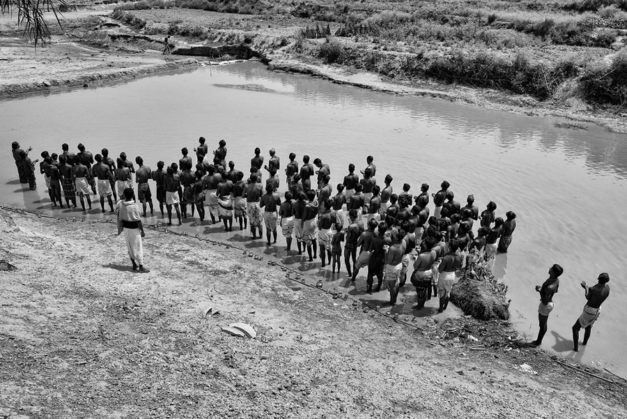 The Faith of Life - Photo Series About Gajan Festival in West Bengal By Avishek Das