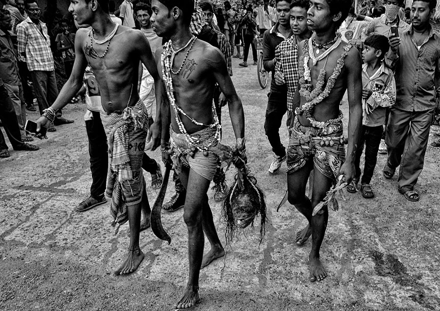 The Faith of Life - Photo Series About Gajan Festival in West Bengal By Avishek Das