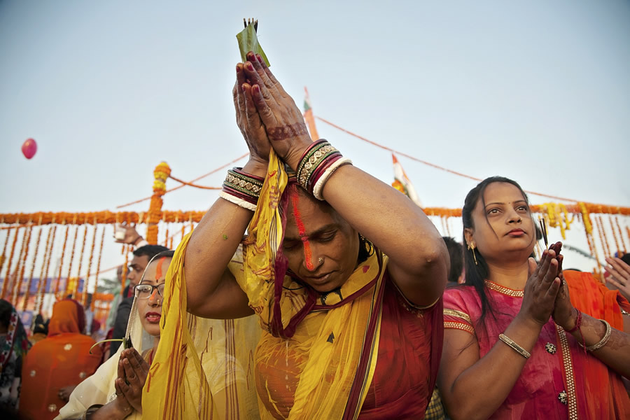 Thanking The Sun - Photo Story About Chhath Festival by Amlan Sany