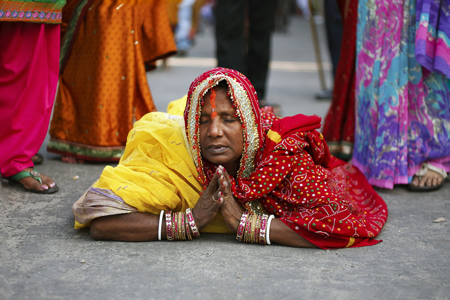 Thanking The Sun - Photo Story About Chhath Festival by Amlan Sany