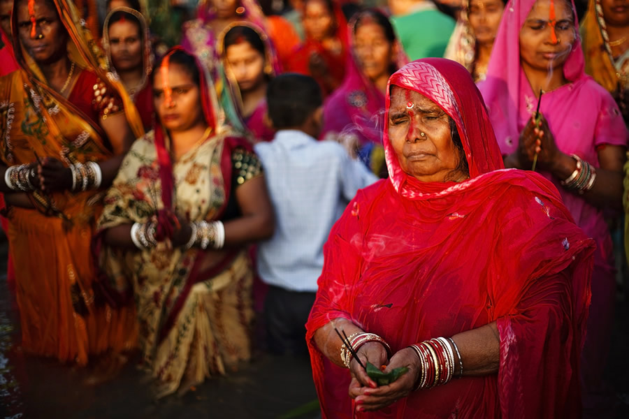 Thanking The Sun - Photo Story About Chhath Festival by Amlan Sany