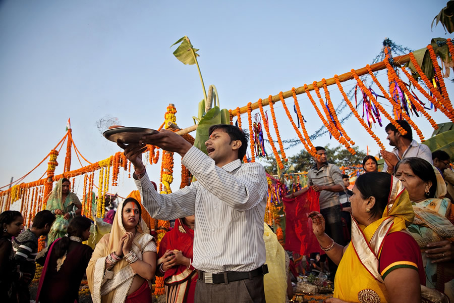 Thanking The Sun - Photo Story About Chhath Festival by Amlan Sany