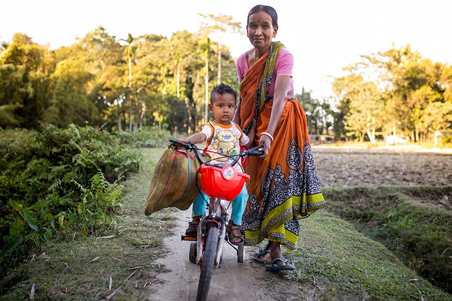 Sitalkuchi 2016 - A Rural Bengali Wedding Story By Madhabendu Hensh