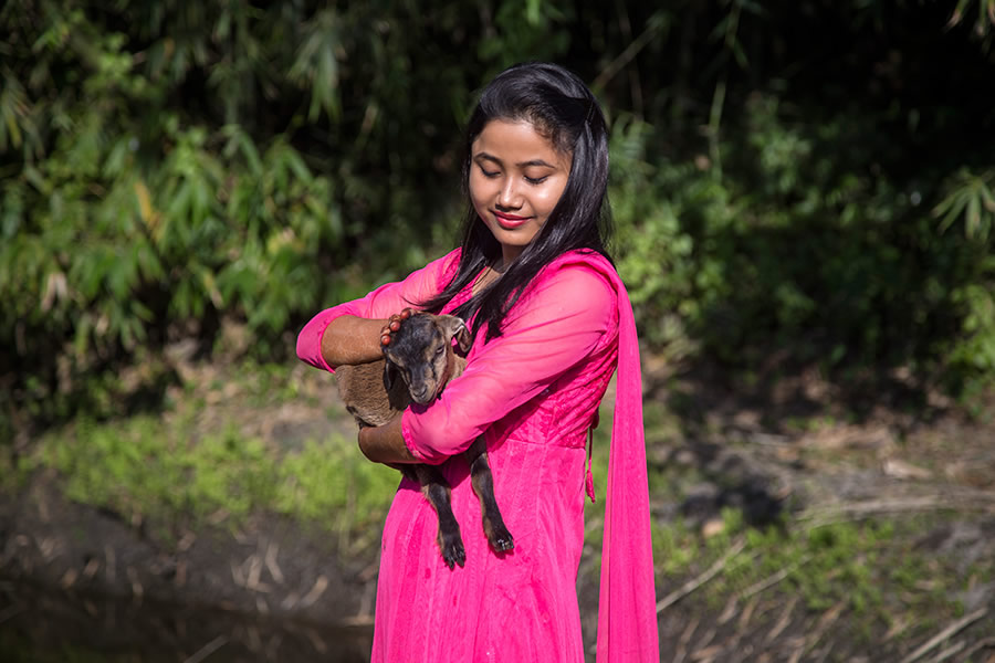 Sitalkuchi 2016 - A Rural Bengali Wedding Story By Madhabendu Hensh