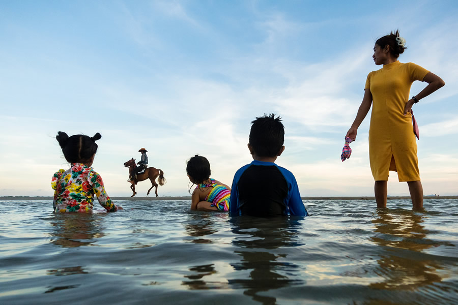 Sea - Thailand - Street Photography and the art of composition photos