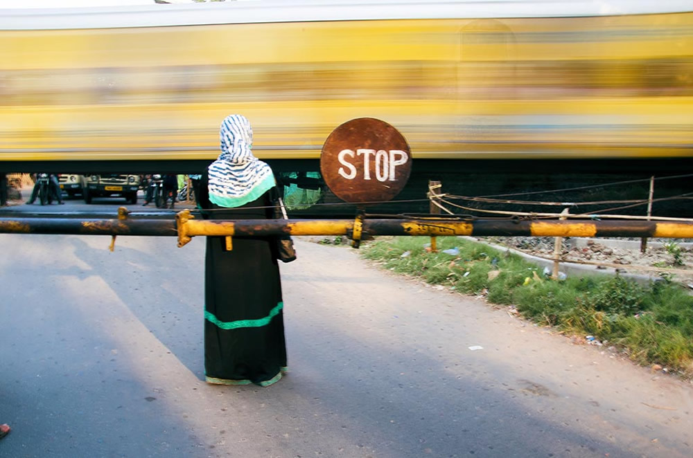 Beyond The Veil - Photo Series By Indian Photographer Kanishka Mukherji