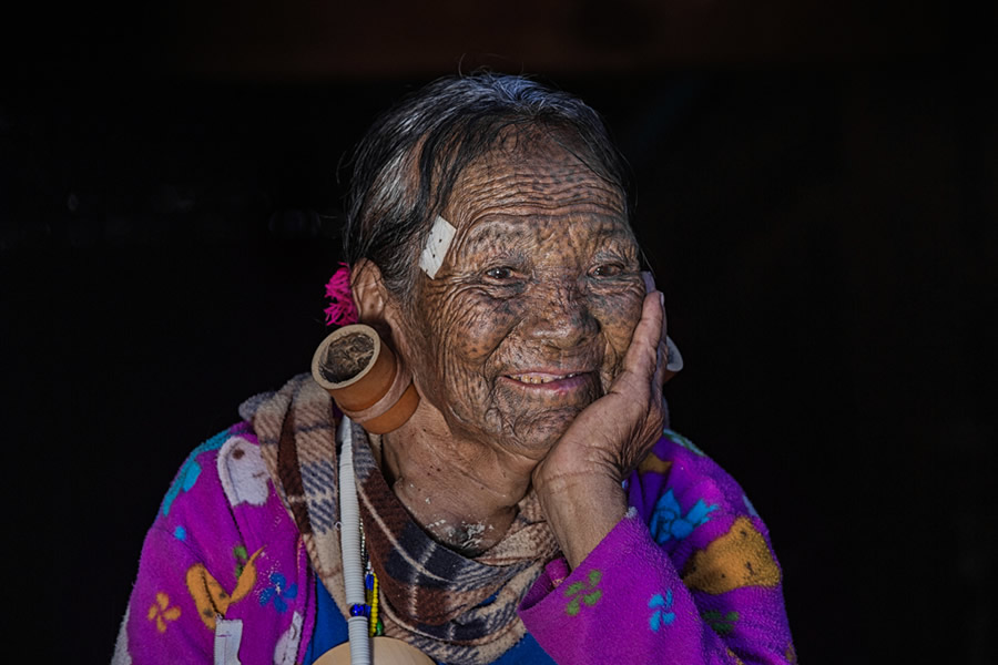 The Vanishing Face: Tattooed Women Of Myanmar By Lopamudra Talukdar