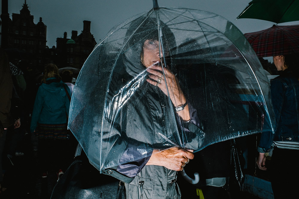 Flash Street Photography By Gareth Bragdon