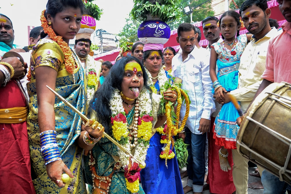 Bonalu: Hindu Festival Of Telangana - Photo Series By Indian Photographer Debarshi Mukherjee