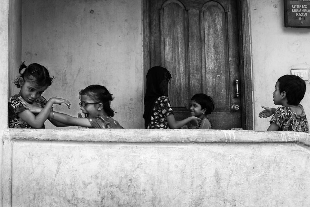 Through My Subcontinent - Street Photography Series By Indian Photographer Rahul Rishi